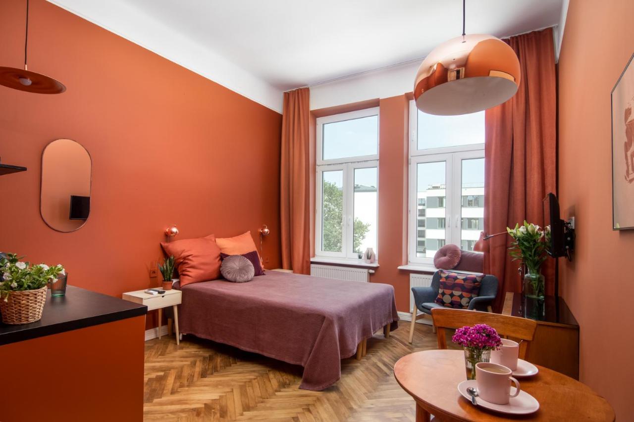 Barbacan Suites - Old Town Apartments - By Upstairs Krasków Exterior foto